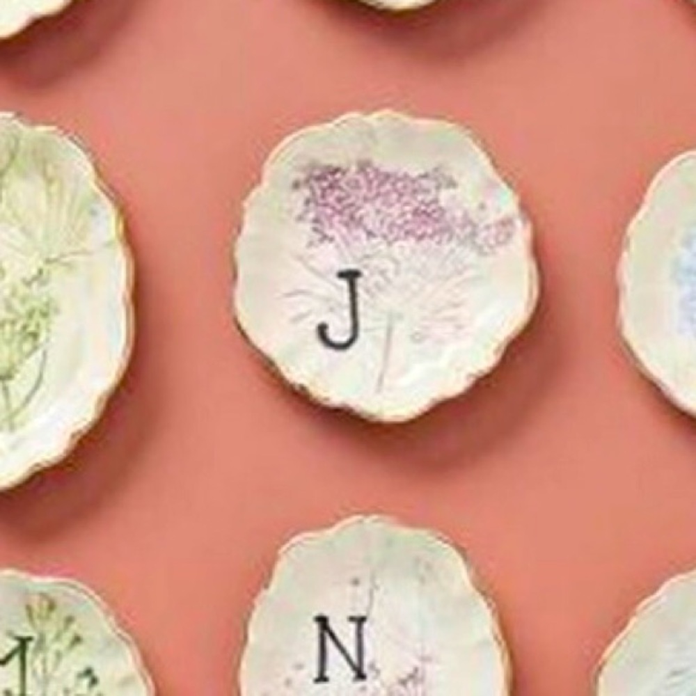 Anthropologie Botanical Monogram ' J ‘ Stoneware Floral Trinket Dish